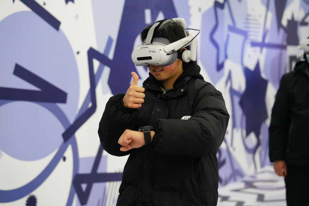 VR大空間 | 利亞德·德火科技攜手新華網(wǎng)、北京天文館打造宇宙探索新體驗(yàn)
